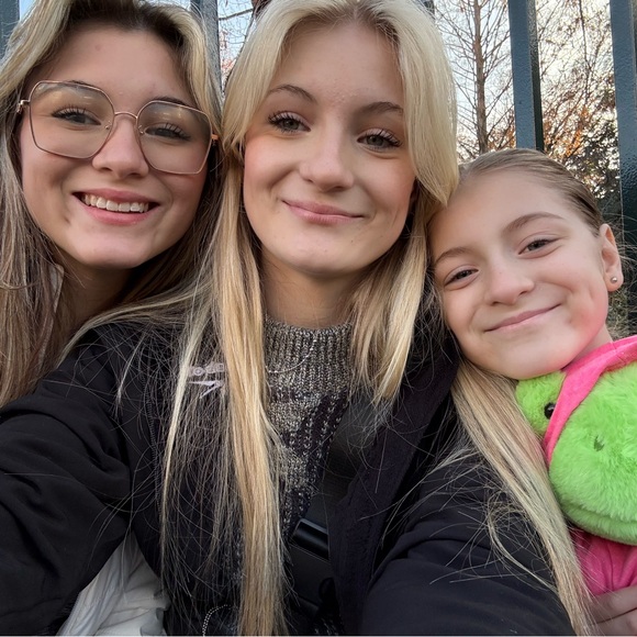 💕🤠AudrieBarraza and Harold Are Live with @anndreabarraza 🤠💕 - Picture 11 of 12